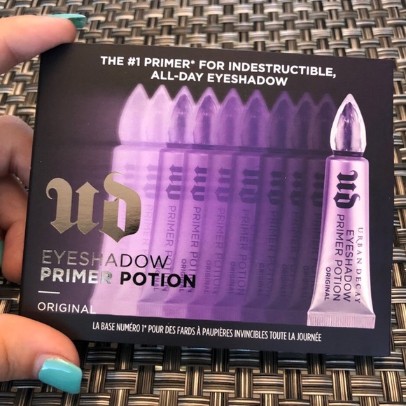 Urban Decay eyeshadow primer potion - Picture 3 of 6